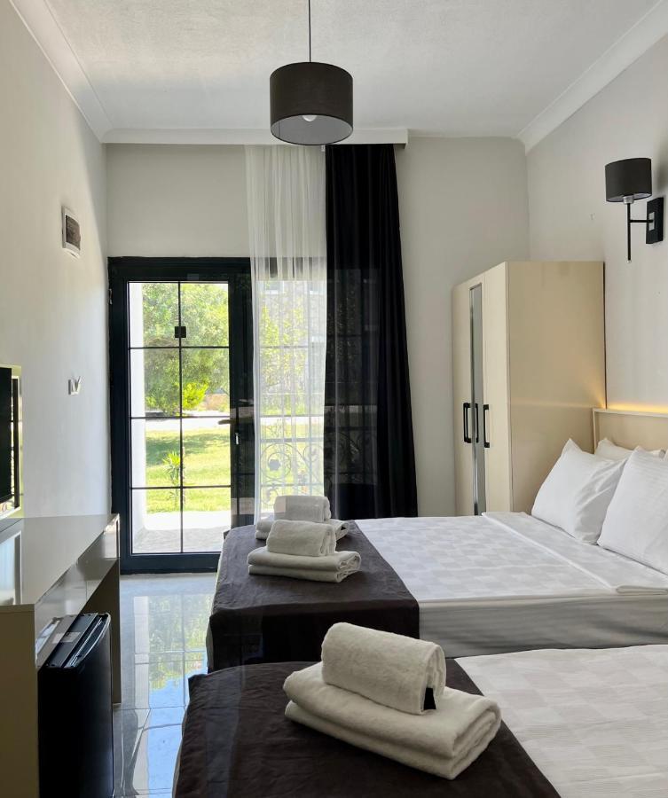 Otel Beyaz Inci Palamutbuku Exterior photo